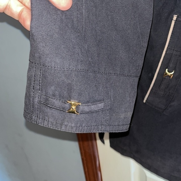 VTG-Hudson Place-M-black-Removable lining hooded jacket/coat with cinched waist. - Picture 6 of 16